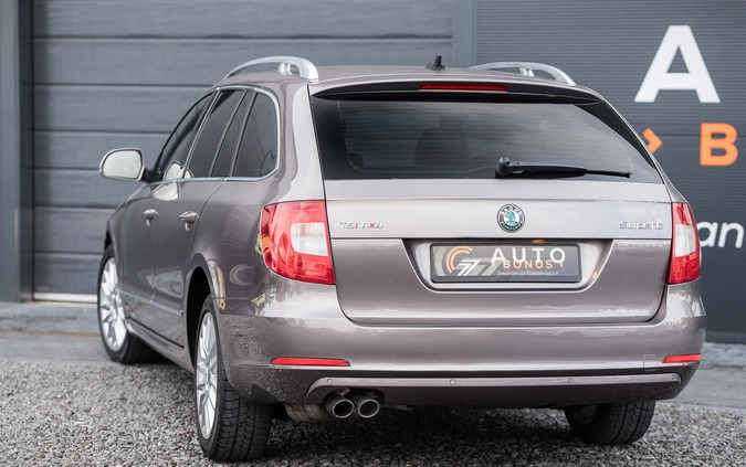Skoda Superb cena 31900 przebieg: 194000, rok produkcji 2010 z Duszniki-Zdrój małe 497